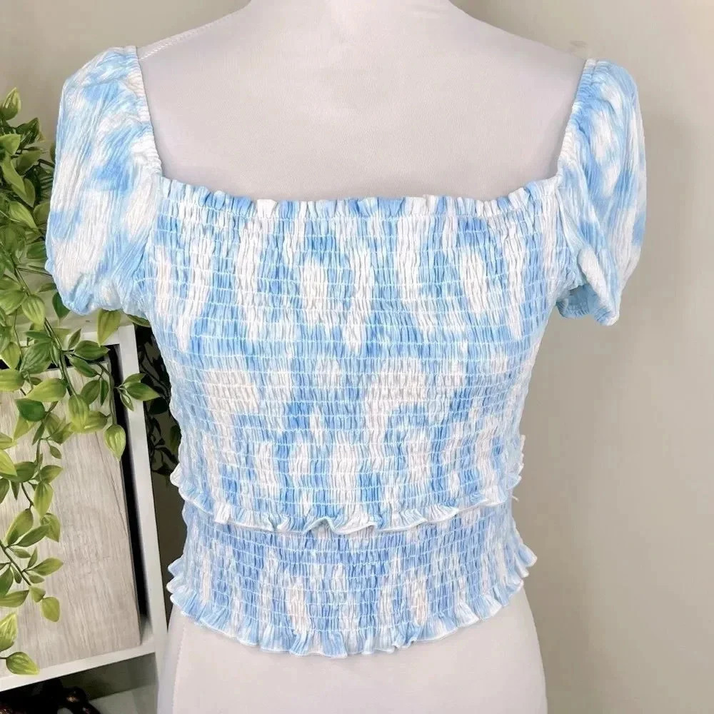 LUSH Blue and White Swirl Smocked Short Puff Sleeve Crop Top NEW Size M - Picture 3 of 12